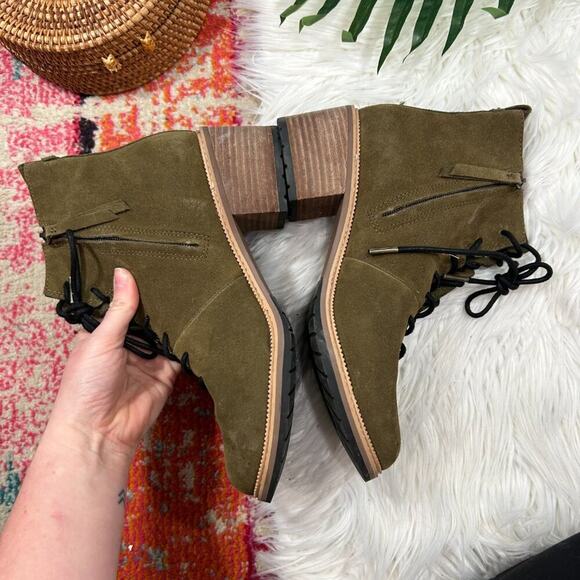 TOMS Green Leather Lace Up Heeled Moto Combat Ankle Boots Booties 10 - Picture 6 of 9